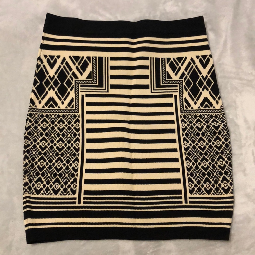 Knit high waisted skirt